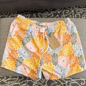 Floral Swim Trunks XL - OLOW brand